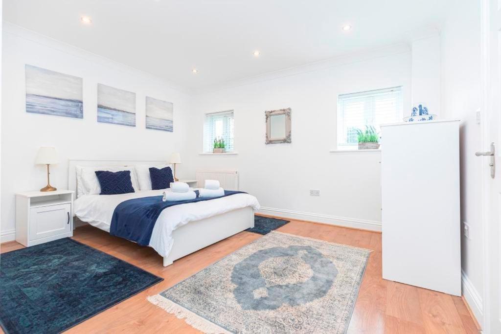 Bournecoast - Clifftop Apartment With Garden -Fm827 Борнмут Экстерьер фото