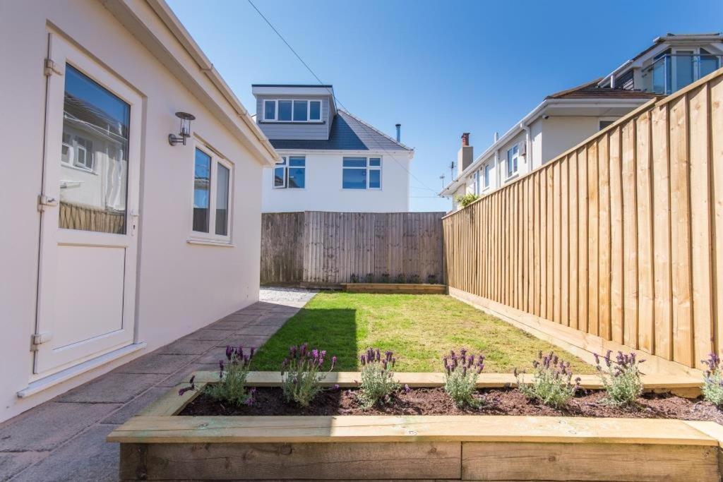 Bournecoast - Clifftop Apartment With Garden -Fm827 Борнмут Экстерьер фото